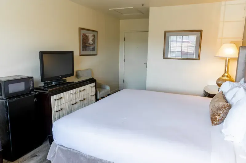 Budget King, view 4